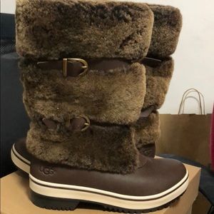 NEW Leather upper UGG BOOTS